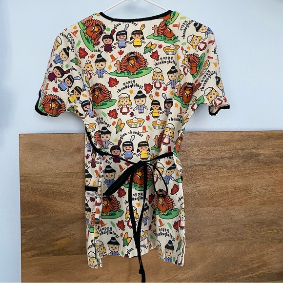 Holiday Scrub tops- Halloween ,Thanksgiving and July 4th
Size small- - Picture 8 of 11